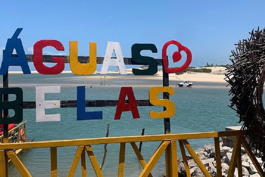Visita à Praia de Águas Belas
