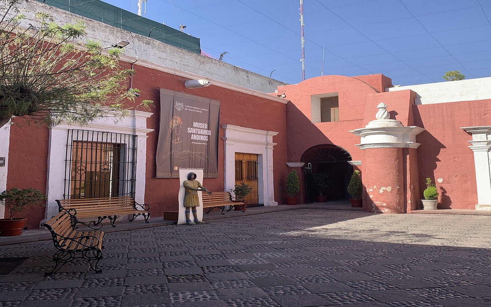 Visita ao Museu Santuários Andinos