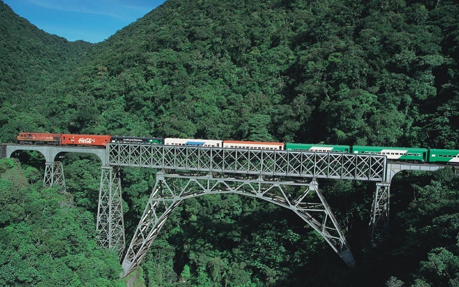 Passeio de Trem Morretes a Curitiba (sem almoço)